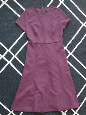 ANN TAYLOR Plum Short Sleeve Midi A-Line Dress Sz Size 6